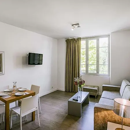 Hotel apartamentowy Lorda Lourdes